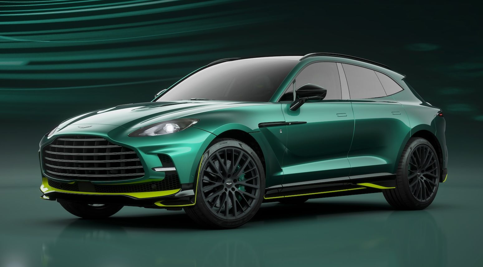 Aston Martin DBX707 Renting de coches en Madrid Relands